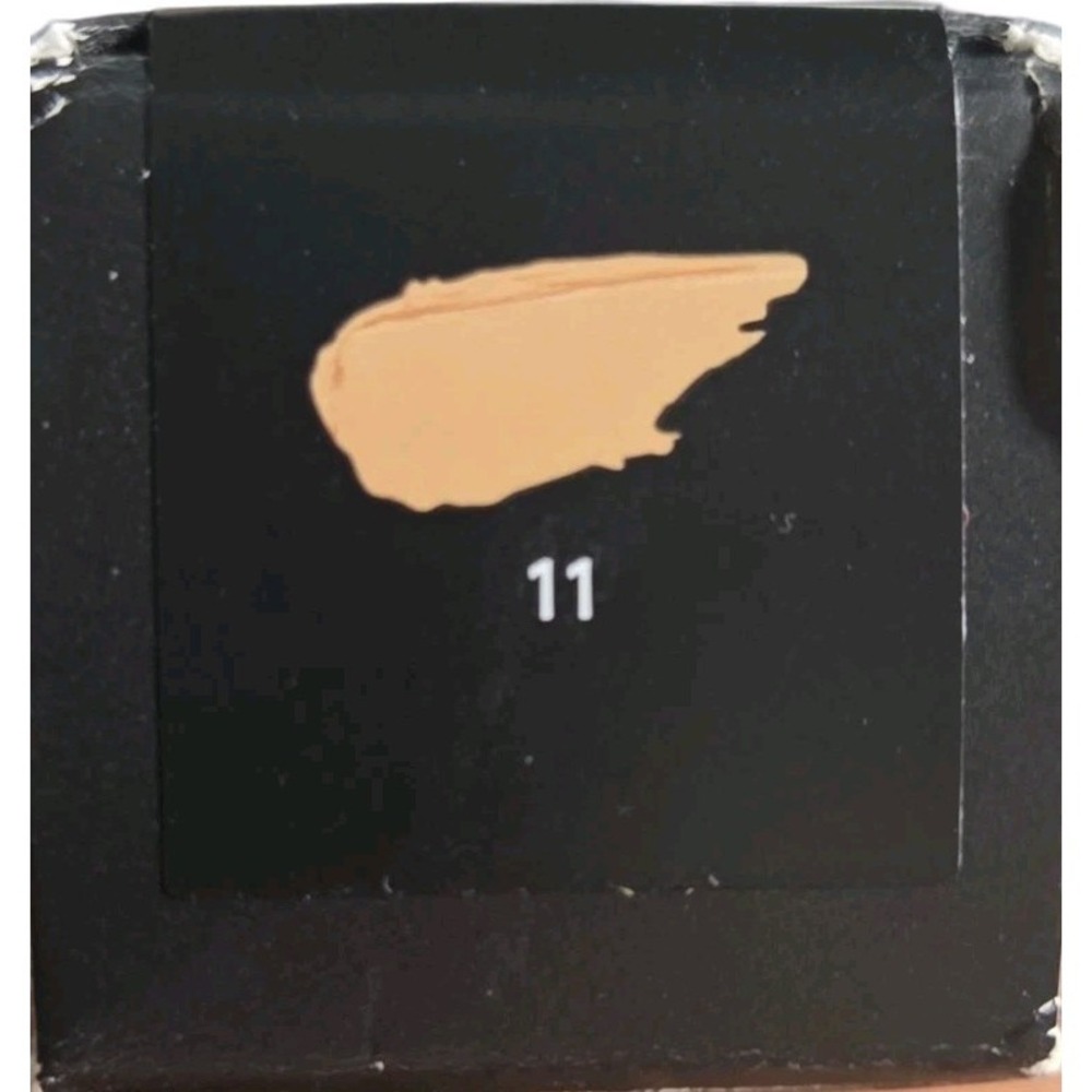 Fenty Beauty Eaze Drop Blur + Smooth Tint Stick Foundation Shade 11 New Open Box - Picture 5 of 5